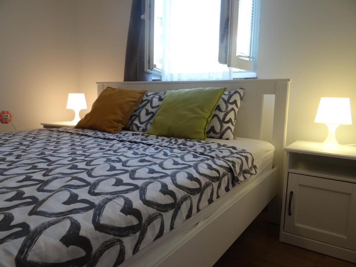 Apartman Ana & Marta Senj  Exteriör bild