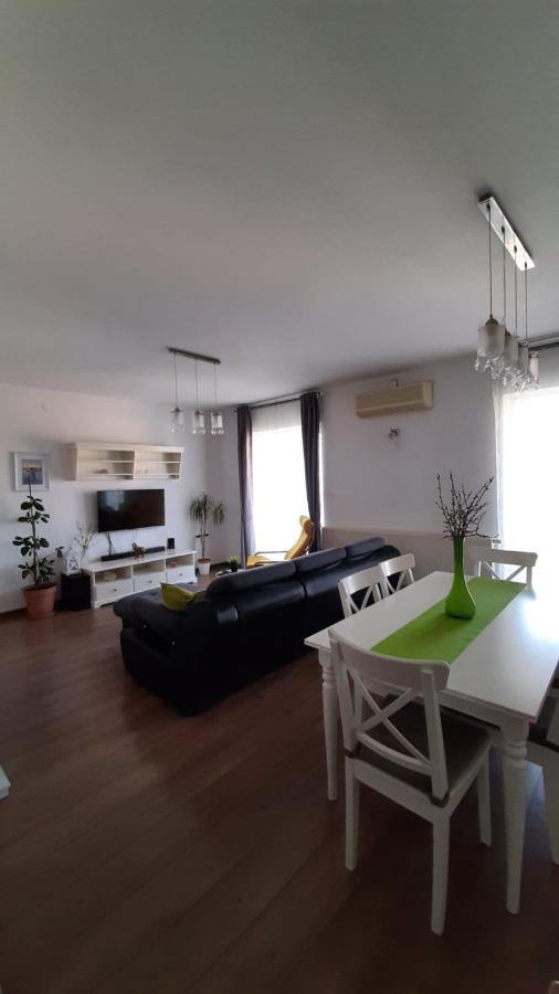 Apartman Ana & Marta Senj  Exteriör bild